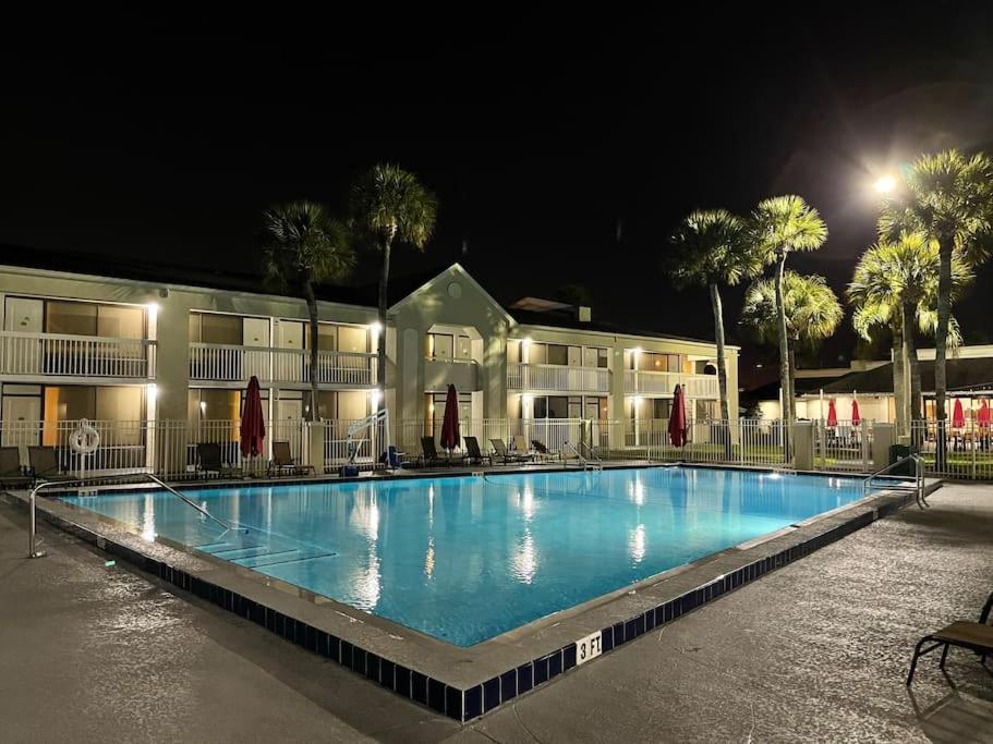 Newly Room In Cozy Hotel With Super Location To The Parks Kissimmee Kültér fotó